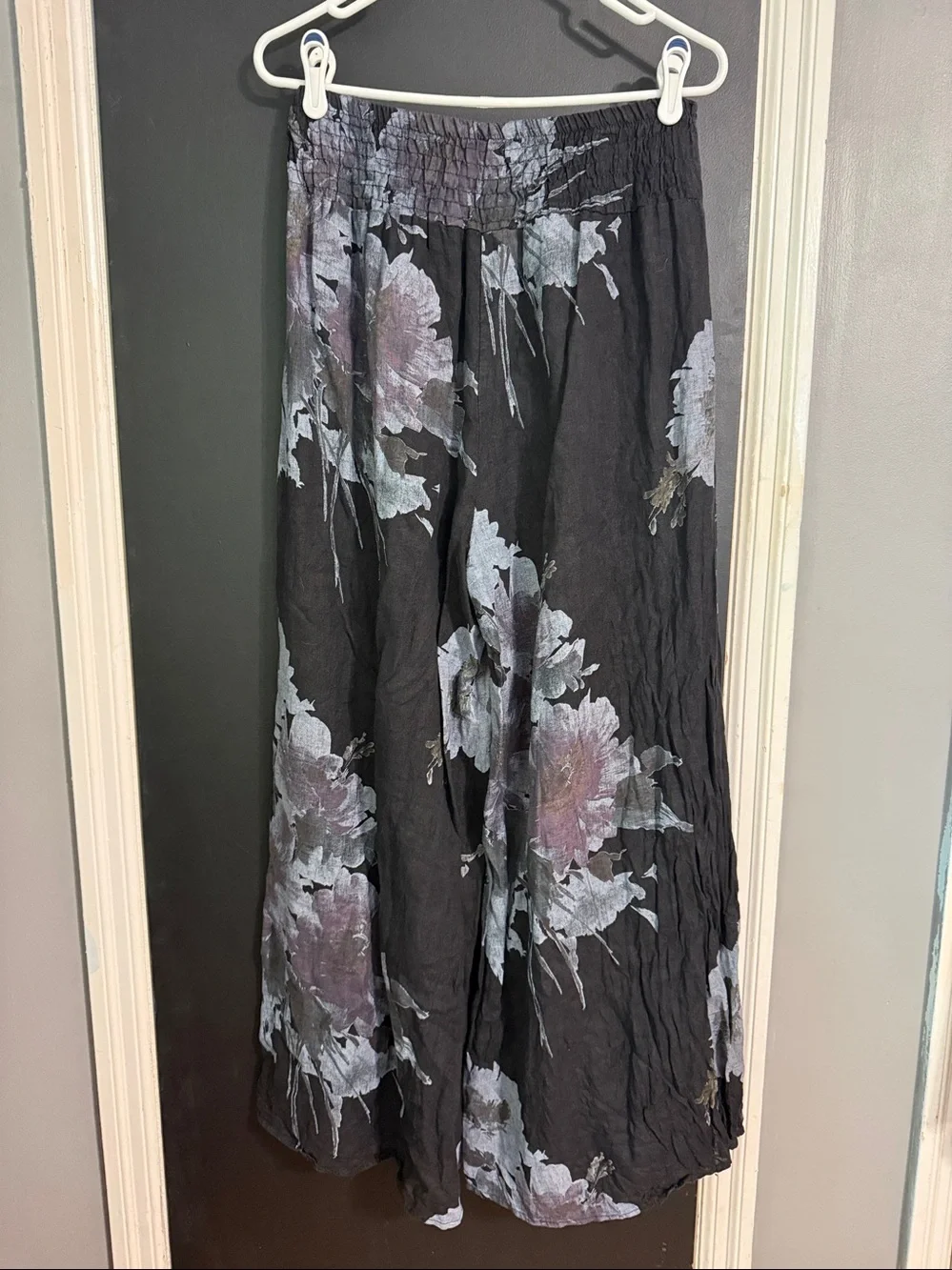 Bella Amore Italy 100% Linen Wide Leg Floral Pants Size: S/M Inseam: 26” - Picture 2 of 6